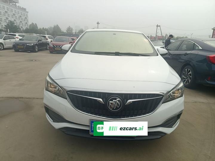 Verano 2018 Sedan 15S AT Progressive photo 2