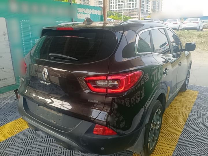 2016 2.0L RWD Premium photo 6