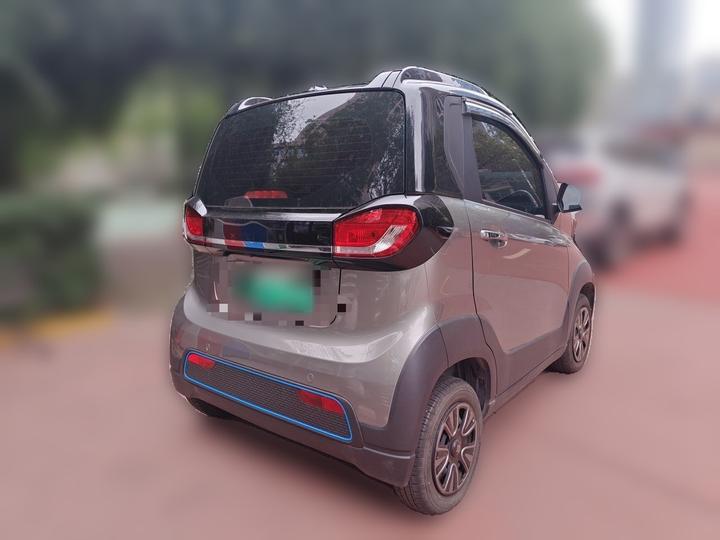 E100 2019 250KM Smart photo 6