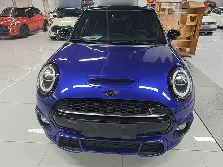 2018 2.0T COOPER S 5-Door photo 2