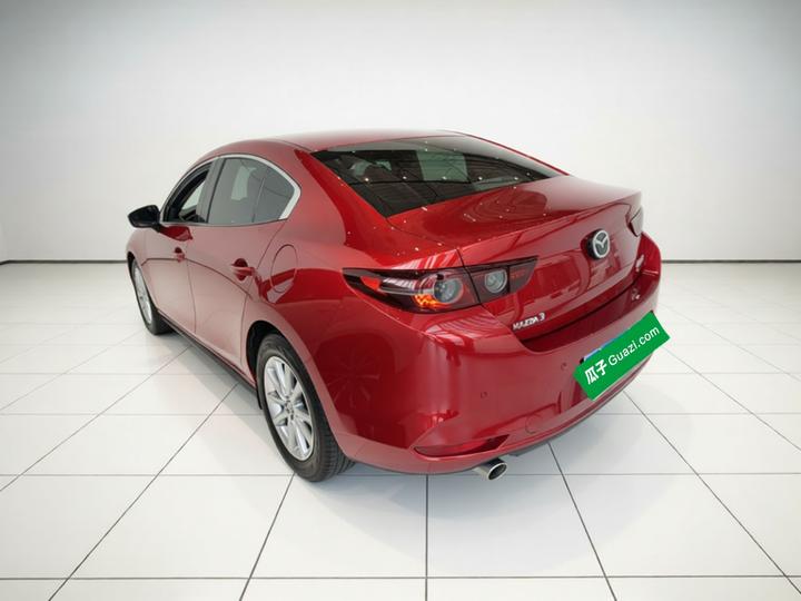 3 Axela 2020 1.5L AT photo 4