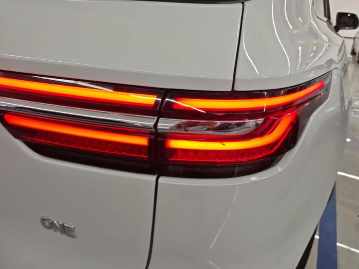 Li Auto ONE 2020 EREV 6-Seater photo 7