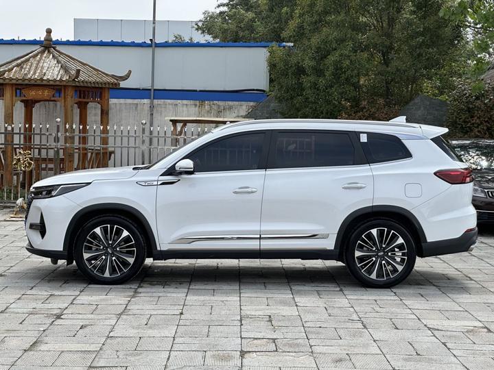 Tiggo 8 PRO 2022 390T RWD 5-Seater photo 4