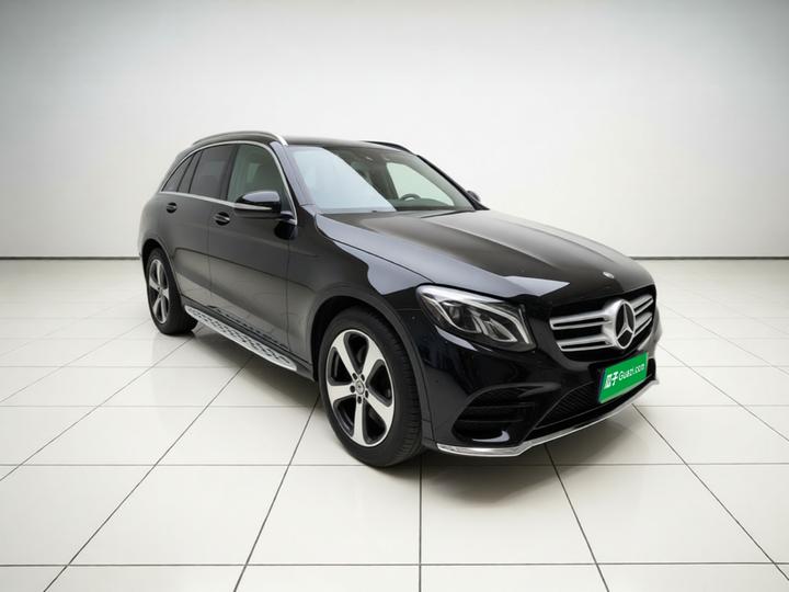GLC 2017 GLC 260 4MATIC Luxury photo 3