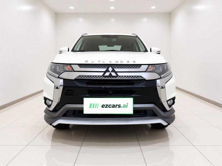 Outlander 2020 2.4L AWD Enjoy 5-Seater photo 2