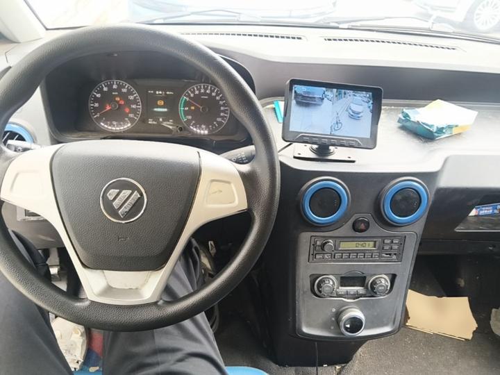 2024 Van 2-Seater 41.86kWh photo 5