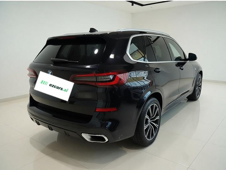 X5 2022 xDrive 30Li M Sport Package photo 6