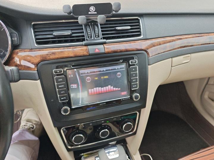 2012 1.4TSI DSG photo 5