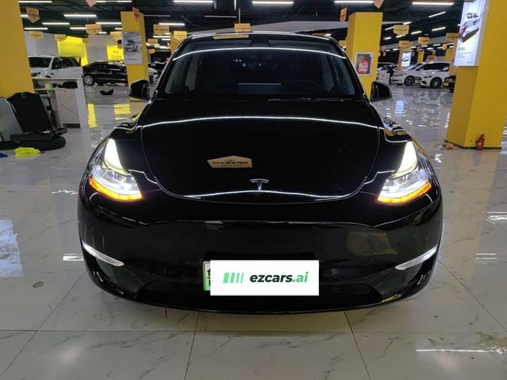 Model Y 2021 Standard Range RWD photo 2