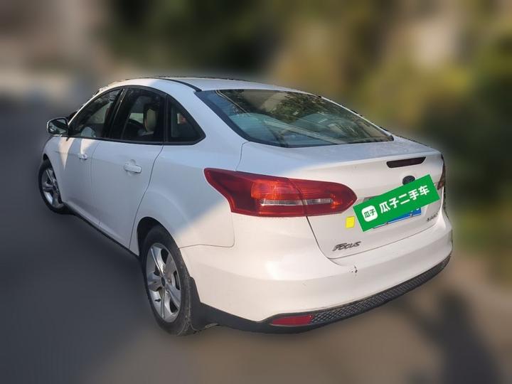 Focus 2017 Sedan 1.6L MT Comfort photo 4