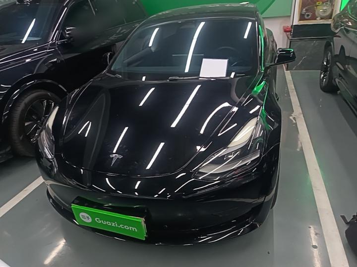 Model 3 2022 RWD photo 2