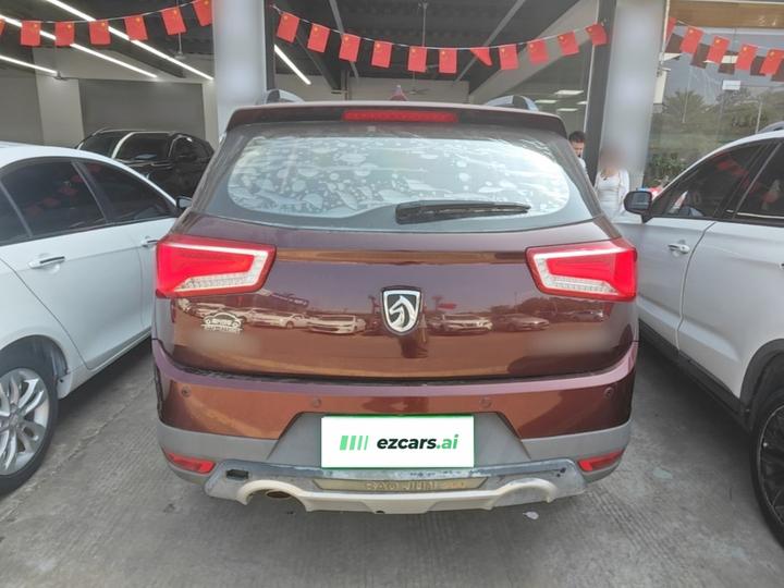 560 2015 1.8L MT Luxury photo 5