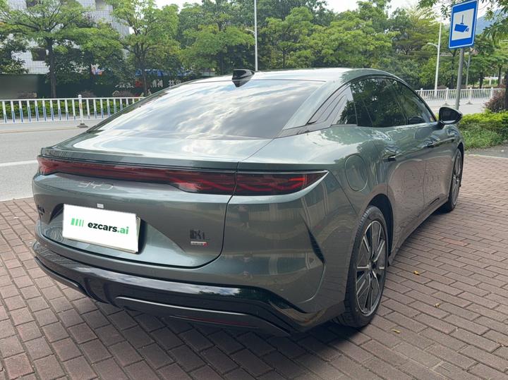 Han L 2025 EV 701KM LiDAR Exclusive photo 4