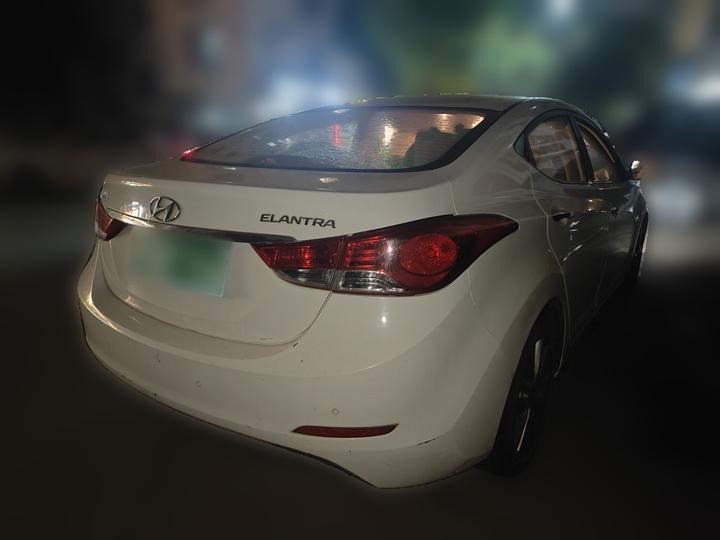 Elantra 2015 1.6L AT Leading photo 4