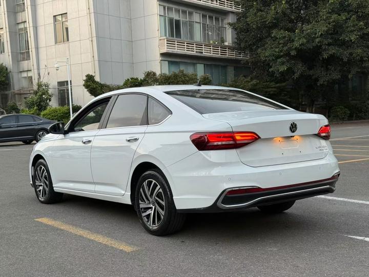 Lavida 2024 300TSI DSG photo 4