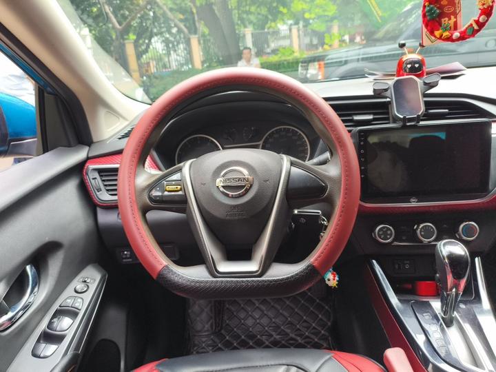 2016 1.6L CVT photo 3