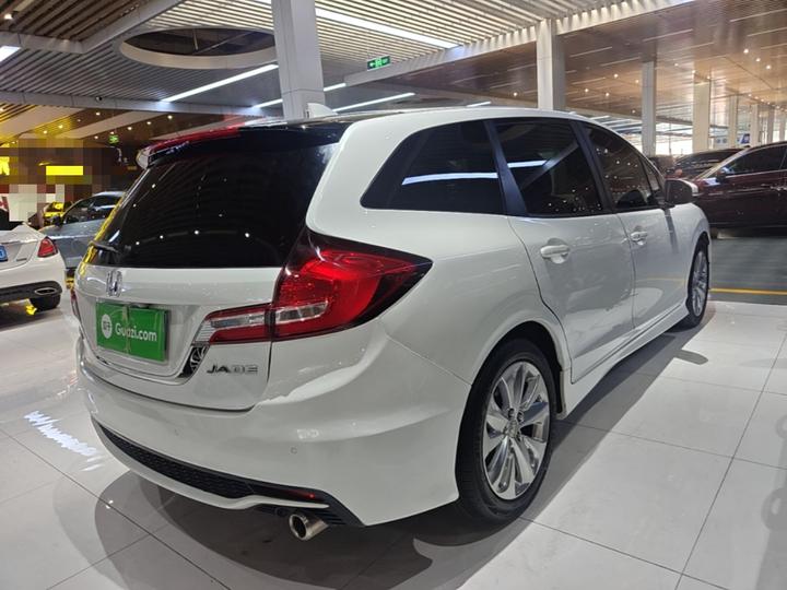 Jade 2020 1.8L AT Comfort photo 4