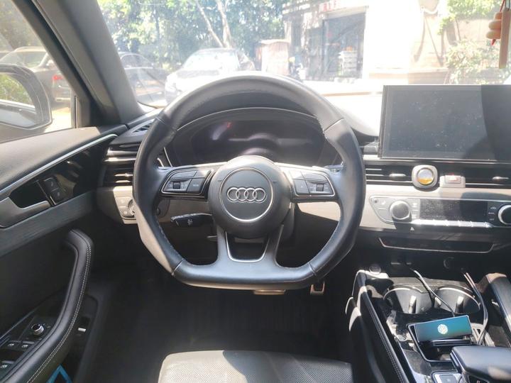 A4L 2023 40 TFSI Luxury Dynamic photo 3
