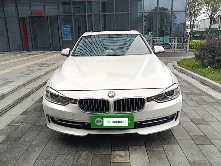 3 Series 2015 320i Fashion photo 2