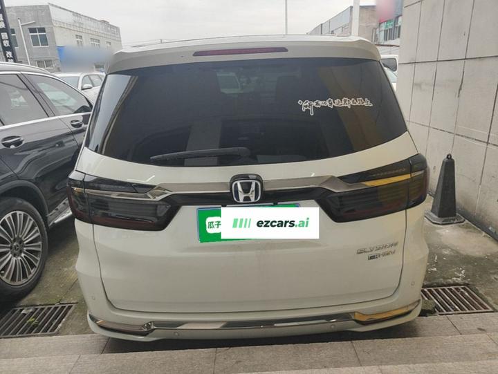 Elysion 2022 2.0L e:HEV Luxury photo 5