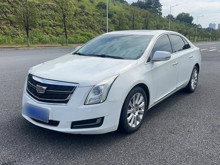 XTS 2016 28T Tech photo 2