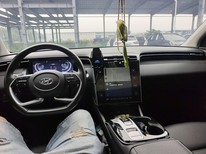2021 Tucson L 1.5T DCT LUX Premium photo 5