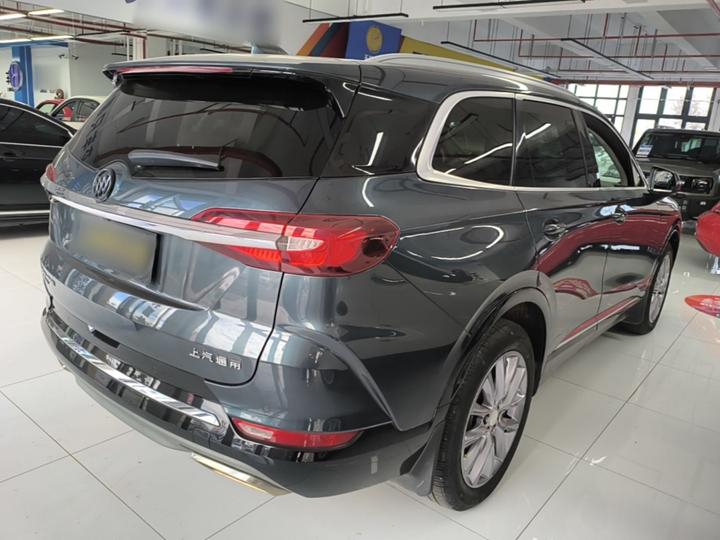 2020 28T AWD Premium photo 6