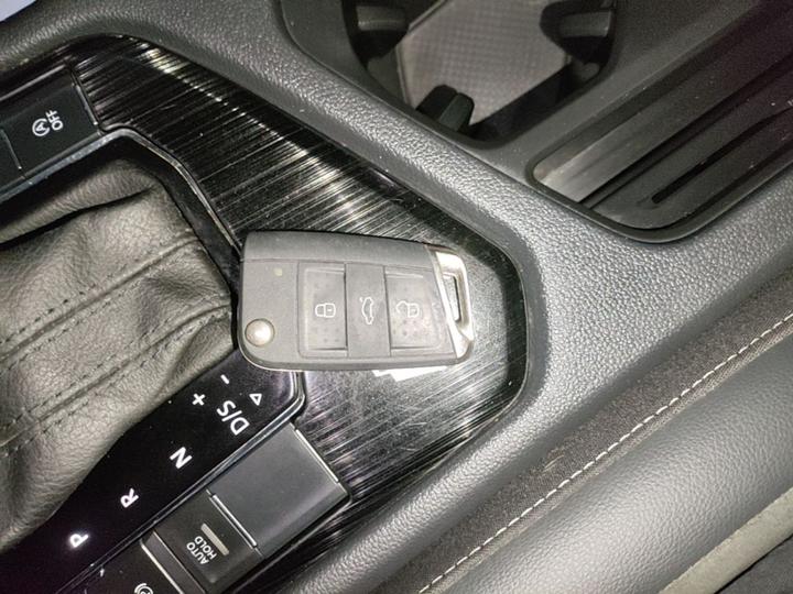 Tiguan L 2019 330TSI AT RWD Comfort China VI photo 8