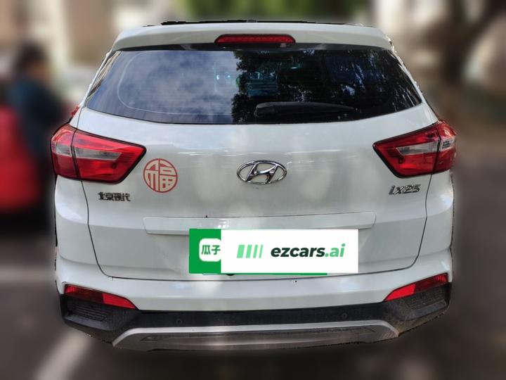 ix25 2015 1.6L AT RWD Smart GLS photo 5