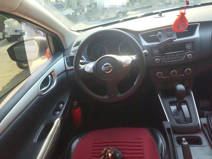 Sylphy 2024 Classic 1.6XE CVT Comfort photo 3