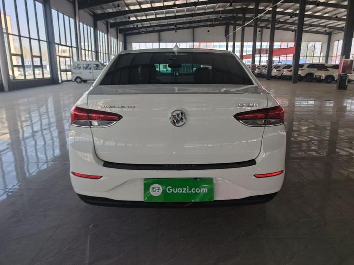 Excelle 2021 Facelift Classic 1.5L AT Progressive photo 5