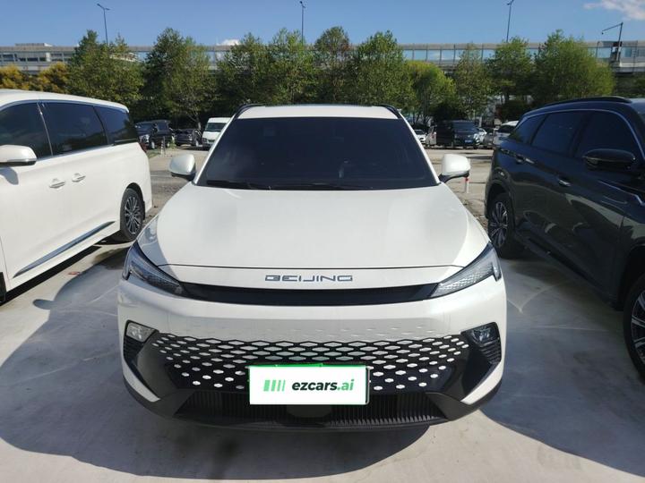 BAIC 2023 1.5T DCT photo 2