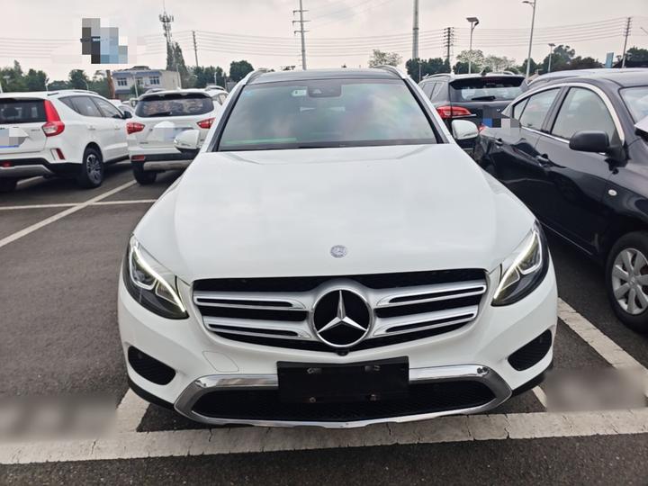GLC 2016 GLC 260 4MATIC Luxury photo 2
