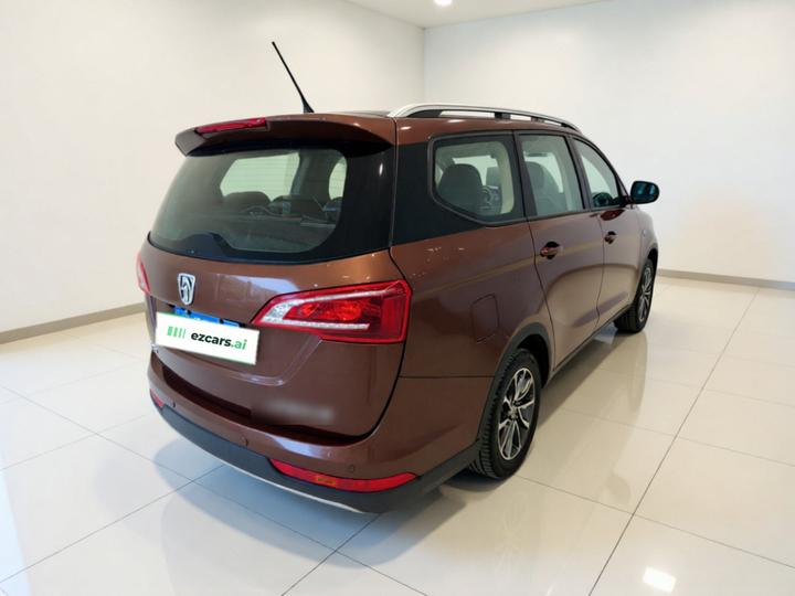 730 2019 1.5L MT Fashion 7-Seater China VI photo 6