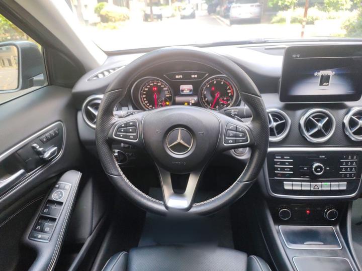 GLA 2018 GLA 200 Dynamic photo 7