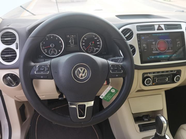 Tiguan 2012 1.8TSI AT AWD photo 3