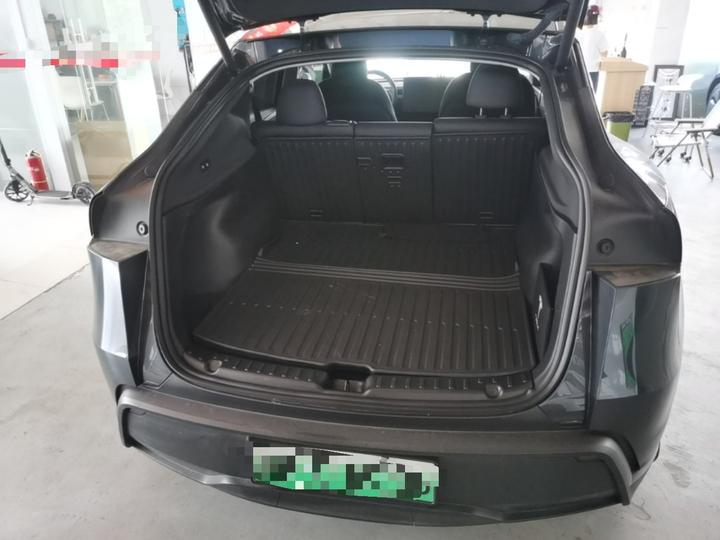 Model Y 2025 Long Range AWD photo 8