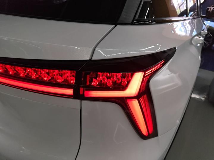 CS75 PLUS 2023 3rd Gen 1.5T AT Premium photo 7