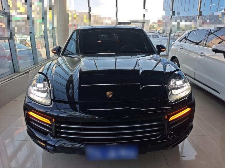 2019 Cayenne 3.0T photo 2