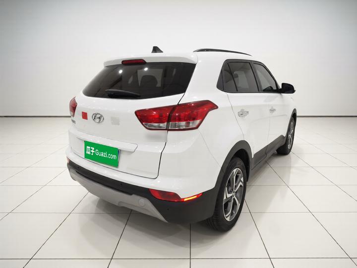 ix25 2017 1.6L AT Smart photo 6
