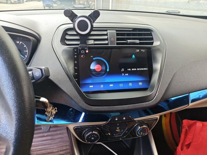Escort 2015 1.5L MT Comfort photo 5