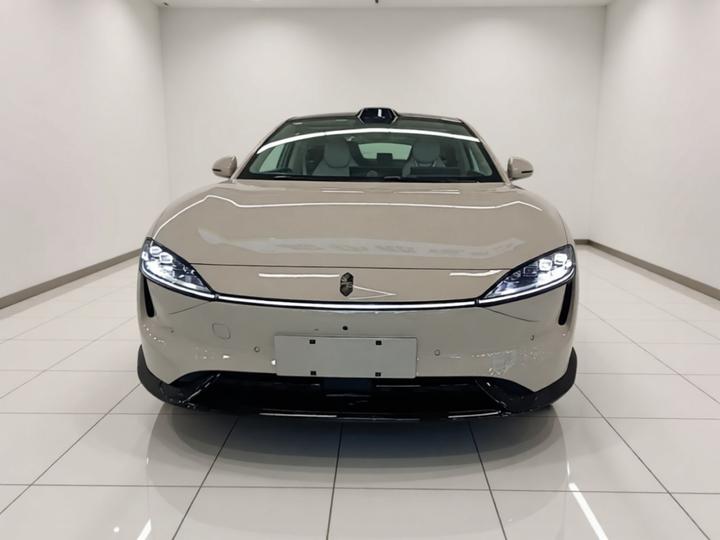 HIMA Luxeed S7 2025 855km Max photo 2