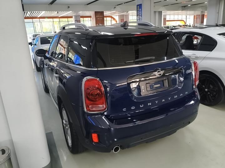 2017 1.5T COOPER ALL4 photo 4