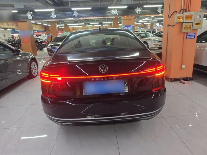 Passat 2023 Facelift 280TSI Business photo 5