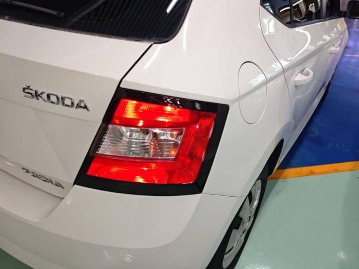 Fabia 2015 1.4L AT photo 7