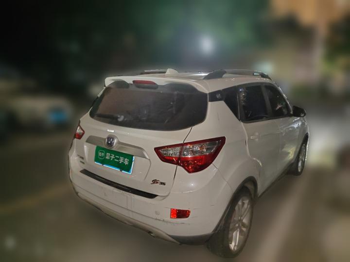 CS35 2016 1.6L MT Luxury China V photo 4
