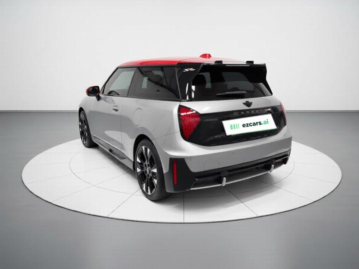 MINI COOPER JCW 2026 JOHN COOPER WORKS photo 4