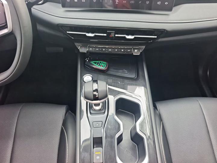 CS75 2026 PRO 1.5T DCT 5-Seater photo 5