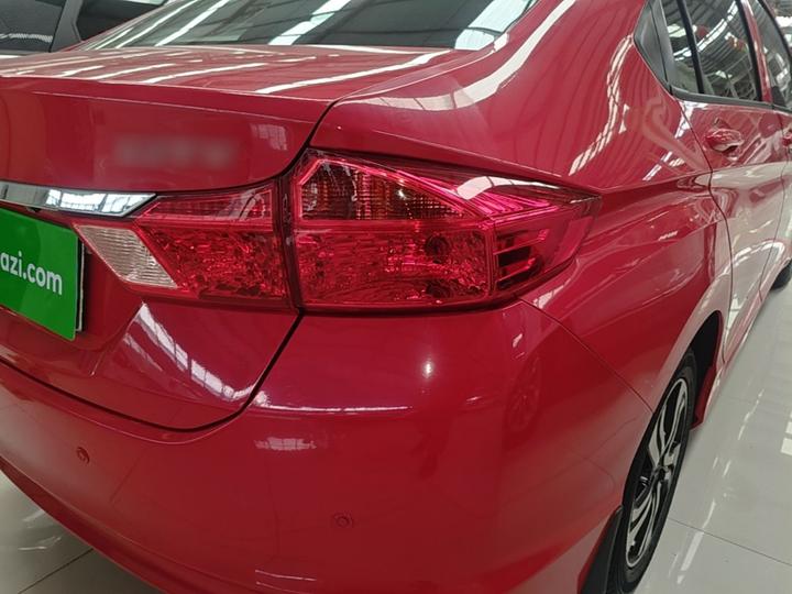 2015 1.5L CVT Comfort photo 7