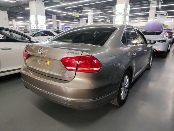 Passat 2015 1.8TSI DSG photo 4